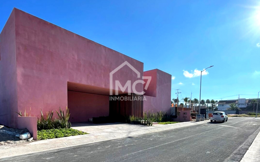 Casa en Juriquilla Alta Rica – La Rica