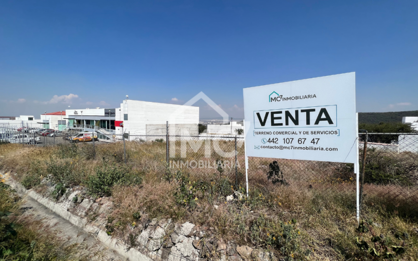 Terreno comercial y de servicios – Cumbres del Cimatario