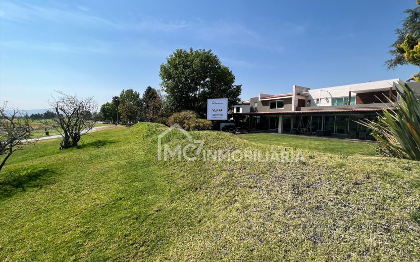 Increíble casa en El Campanario con vista al campo de Golf