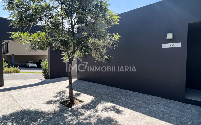 Increíble Duplex con Roofgarden en Lomas de Juriquilla (Grupo Caisa)