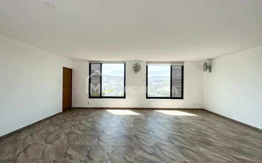 Increíble Duplex con Roofgarden en Lomas de Juriquilla (Grupo Caisa)