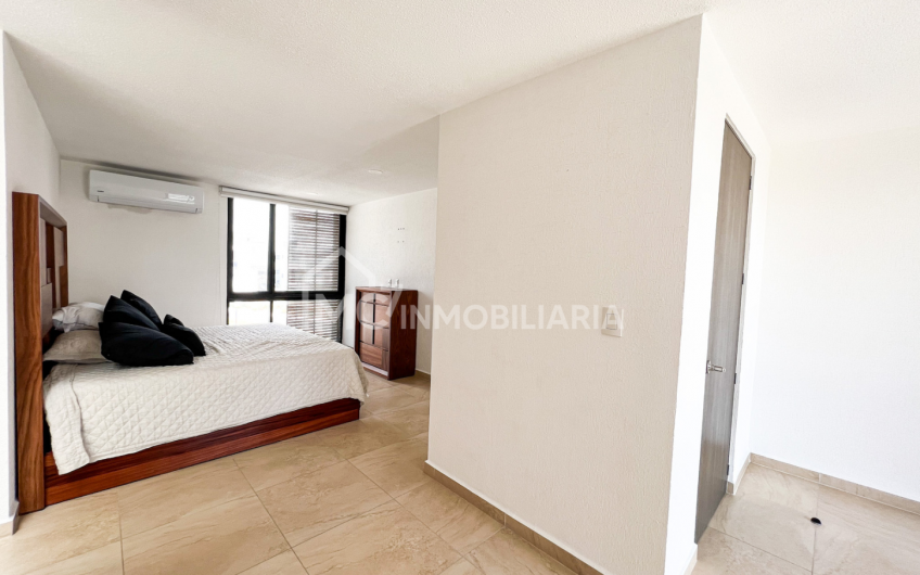 Increíble Duplex con Roofgarden en Lomas de Juriquilla (Grupo Caisa)