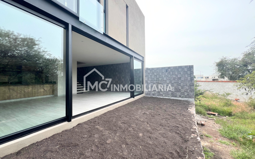 Increíble casa en Altozano Querétaro frente a área verde