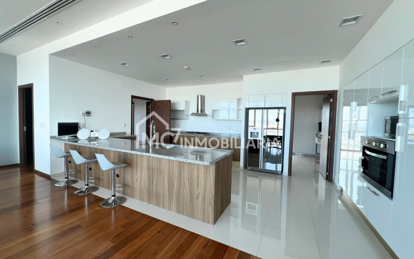 Increíble PentHouse en Juriquilla Towers en VENTA, con asombrosa vista