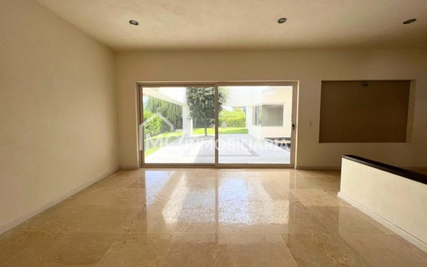 Increíble Casa en El Campanario Querétaro