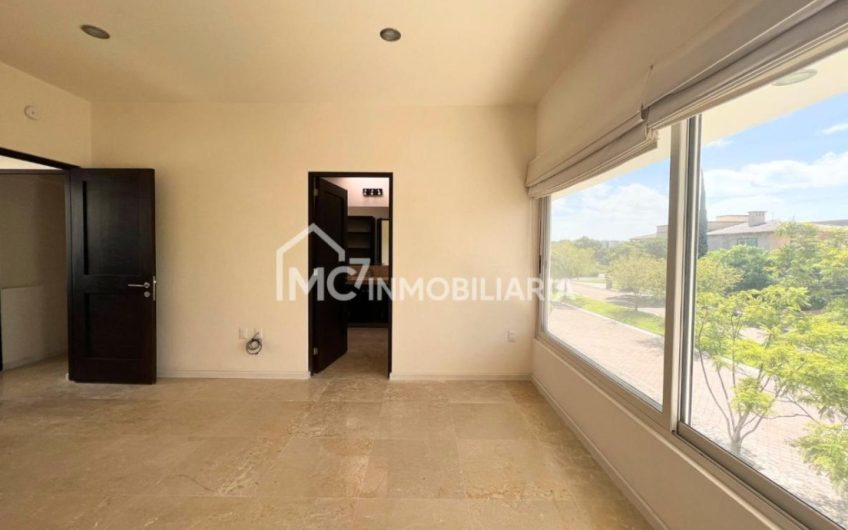 Increíble Casa en El Campanario Querétaro