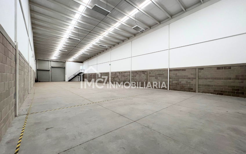 Increíble bodega en venta en El Marqués a 8 minutos de Zibatá