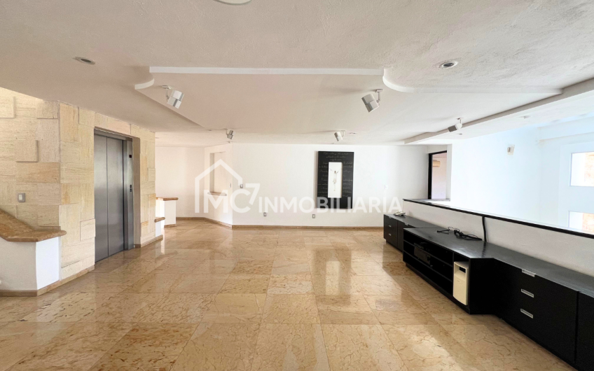 CASA EN JURICA, PRIVADA VILLAS REGENCY