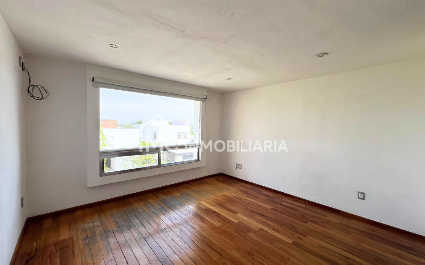 CASA EN JURICA, PRIVADA VILLAS REGENCY