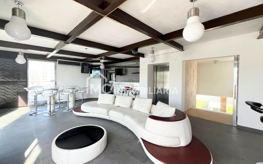 CASA EN JURICA, PRIVADA VILLAS REGENCY