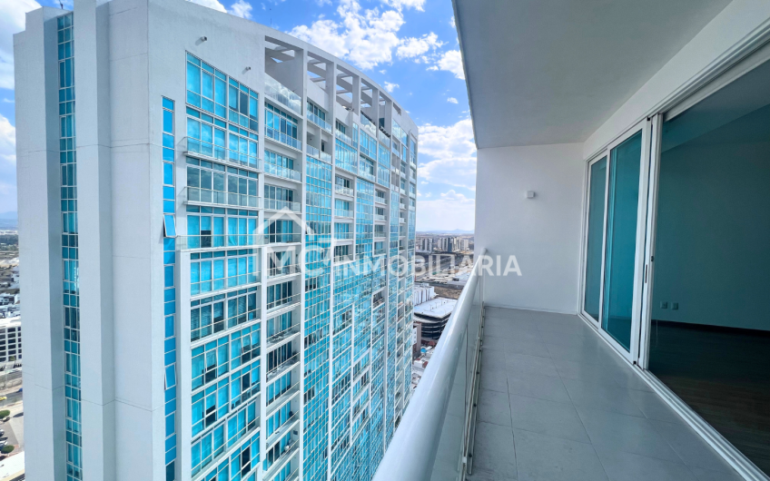 Departamento en Juriquilla Towers en Renta