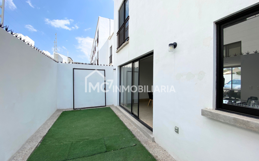 CASA EN VENTA EN EL REFUGIO, QUERÉTARO