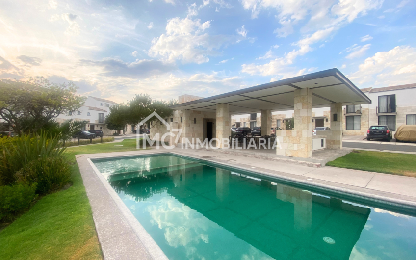 CASA EN VENTA EN EL REFUGIO, QUERÉTARO