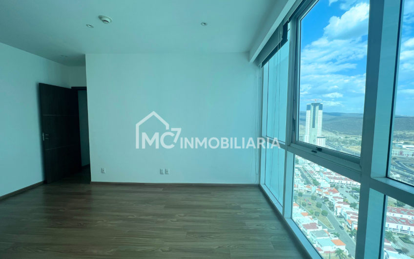 Departamento en Juriquilla Towers en Renta