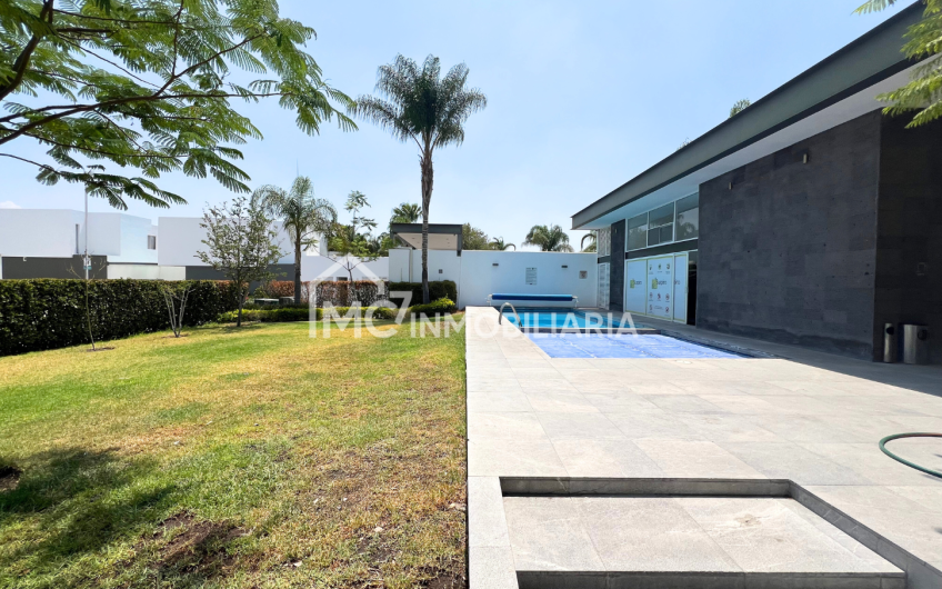 Casa en RENTA, Santa Fe, Juriquilla