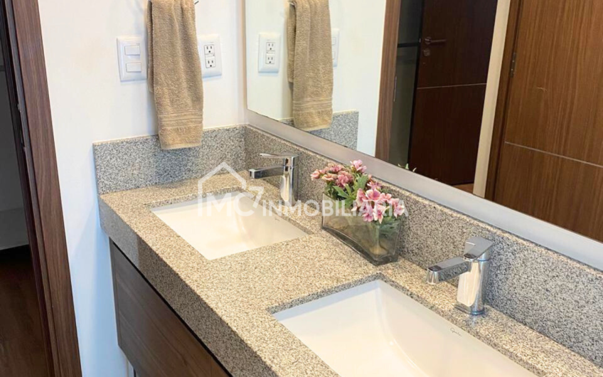 Departamento en Juriquilla Towers en Renta