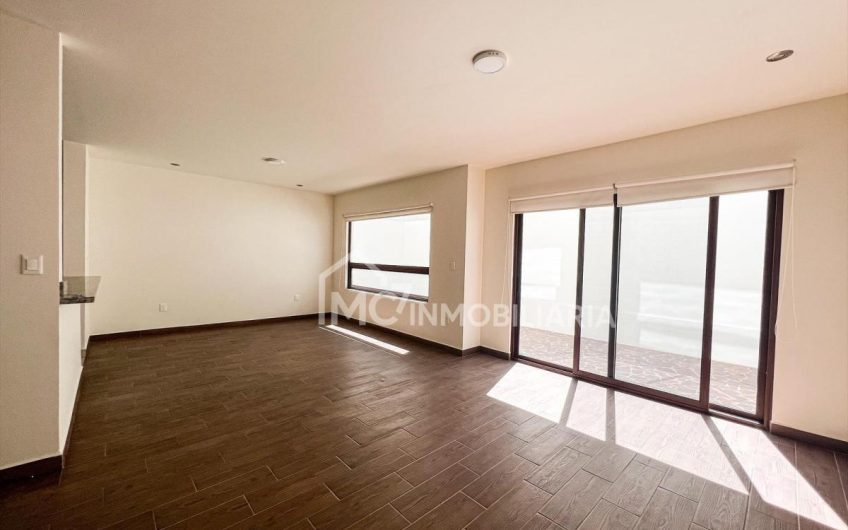 Casa en El Mejor Clúster de Altozano Querétaro