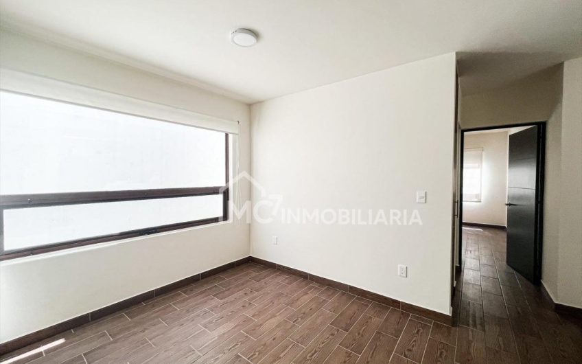 Casa en El Mejor Clúster de Altozano Querétaro