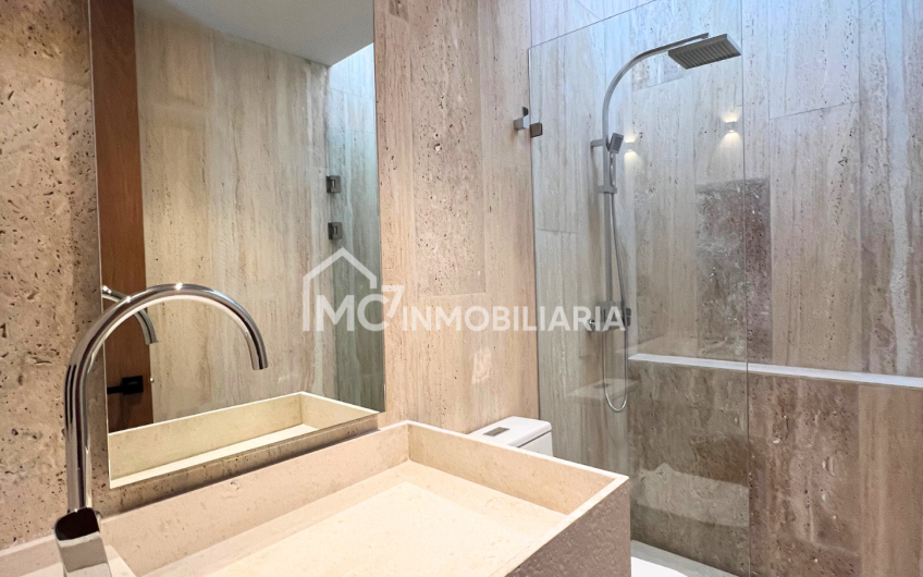 Casa de Autor en Lomas del Campanario Norte