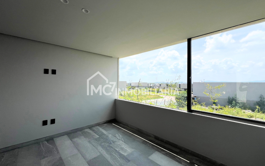 Casa de Autor en Lomas del Campanario Norte