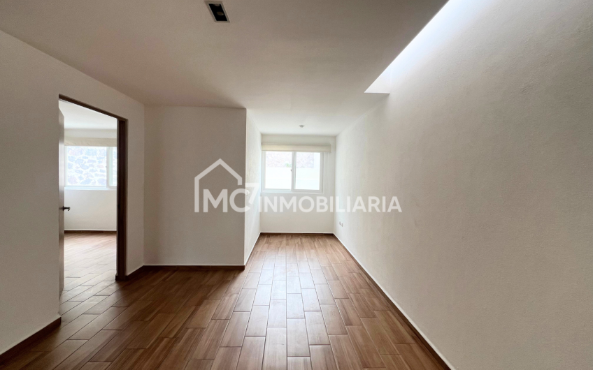 Casa EN VENTA – Zibatá Lina