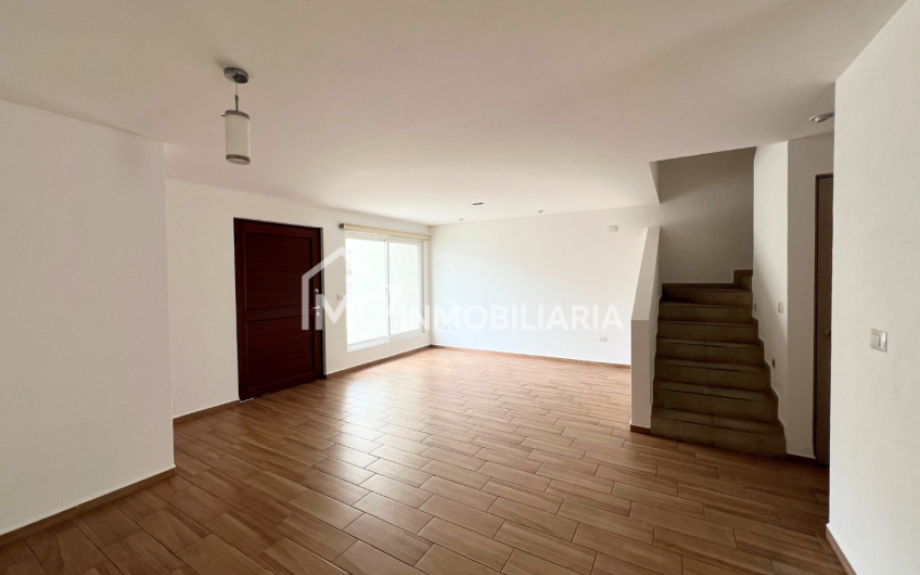 Casa EN VENTA – Zibatá Lina