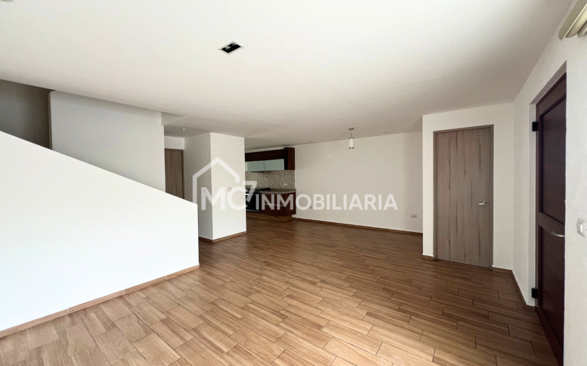 Casa EN VENTA – Zibatá Lina