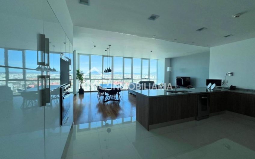 PentHouse en Juriquilla Towers en RENTA