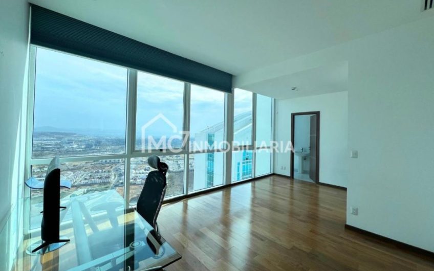 PentHouse en Juriquilla Towers en RENTA