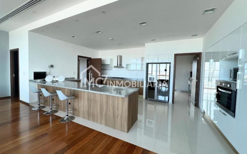 PentHouse en Juriquilla Towers en RENTA