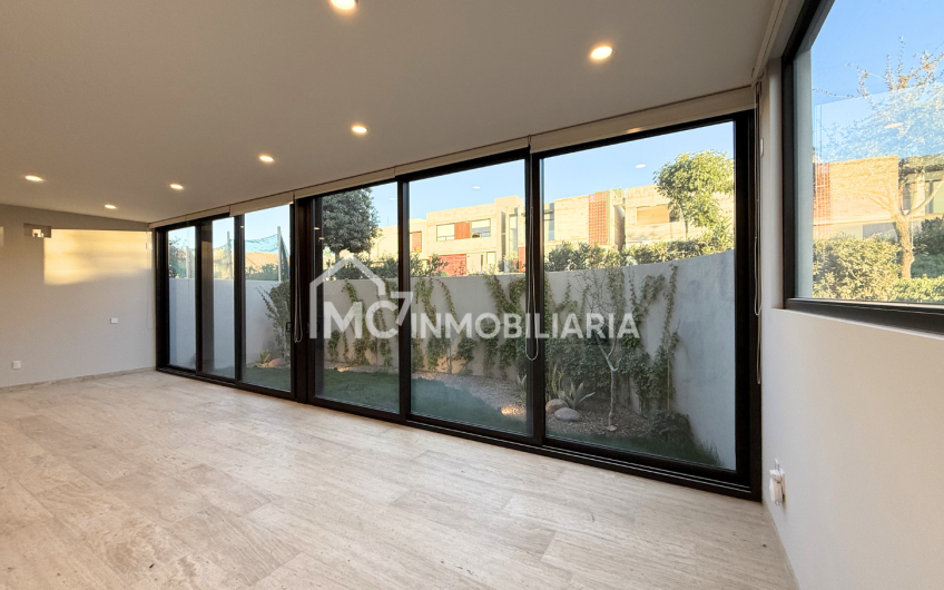 Casa en Altozano en RENTA