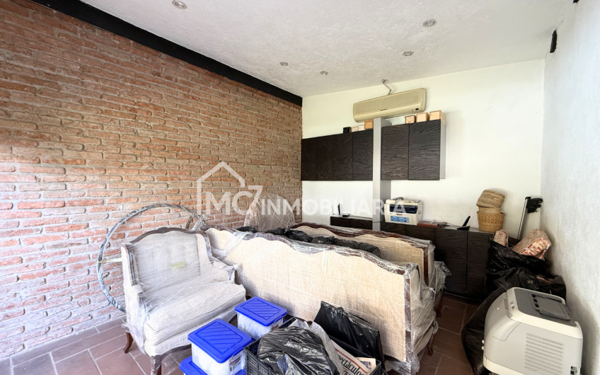 Casa en Jurica de un solo nivel