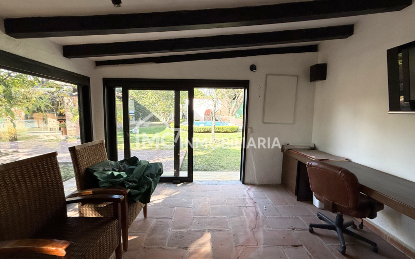 Casa en Jurica de un solo nivel