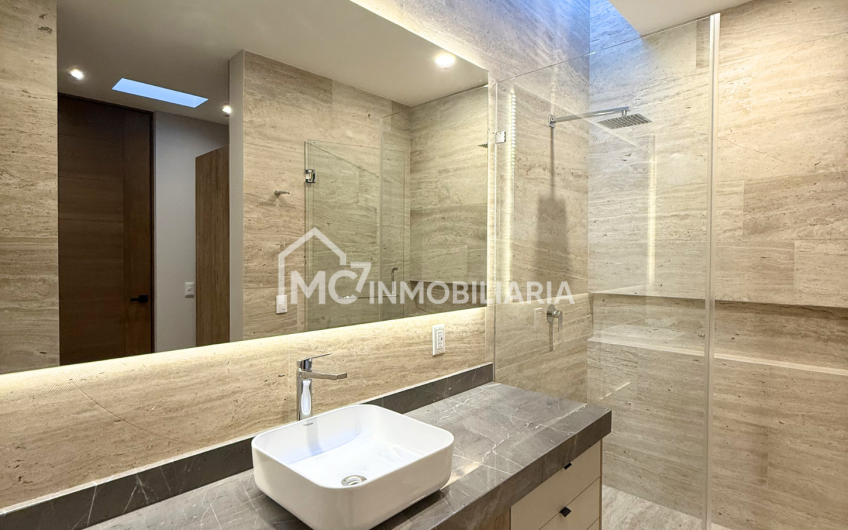 Casa en Altozano en RENTA
