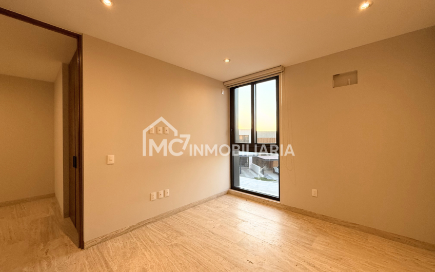 Casa en Altozano en RENTA