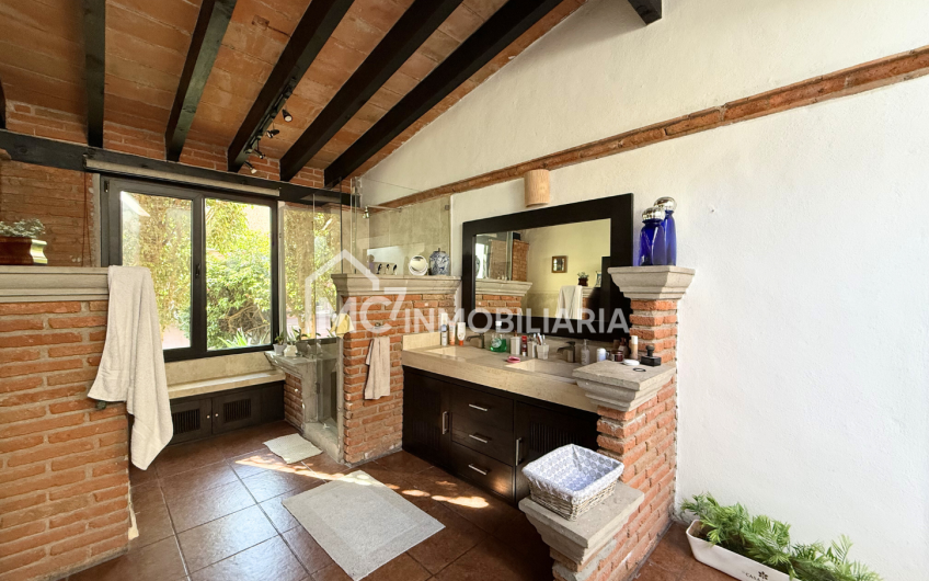 Casa en Jurica de un solo nivel