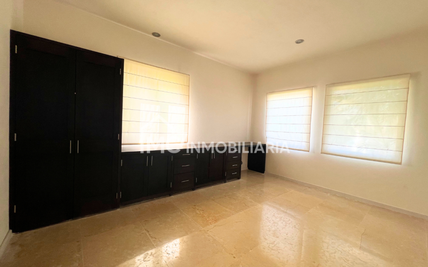 Casa en el Campanario en VENTA y RENTA